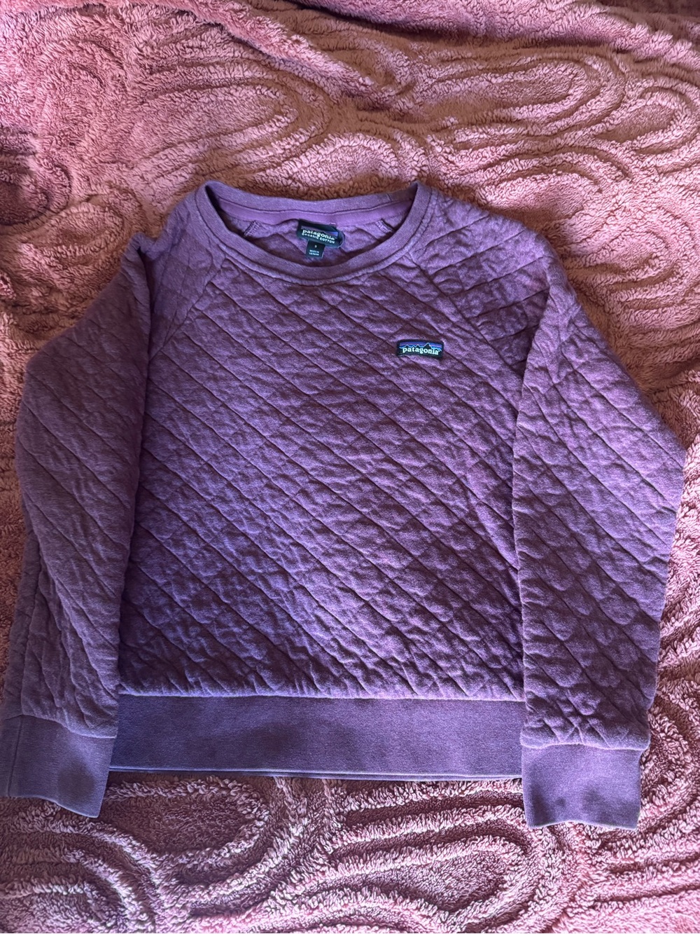 Patagonia Quilted Crewneck Sweater - see last photos for flaw on sleeve
